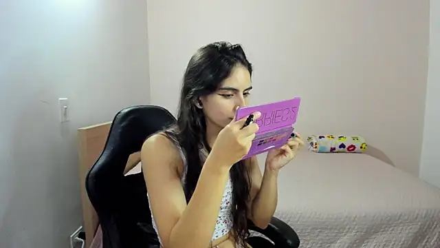 Snapshot of nina_pons chatting on May 2026 01:47:02 AM nina pons online show from May 2026 01:47:02 AM