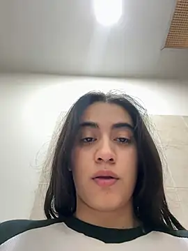 Snapshot of ZarahEvans chatting on February 2025 09:42:02 PM ZarahEvans online show from February 2025 09:42:02 PM