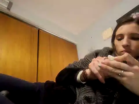 Snapshot of SmokeShow686 chatting on December 2024 09:29:02 PM SmokeShow686 online show from December 2024 09:29:02 PM