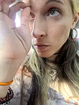 Snapshot of SmokeShow686 chatting on March 2025 09:01:01 PM SmokeShow686 online show from March 2025 09:01:01 PM