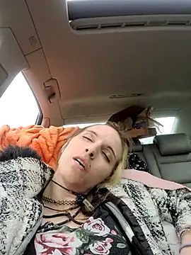 Snapshot of SmokeShow686 chatting on March 2025 05:36:01 PM SmokeShow686 online show from March 2025 05:36:01 PM