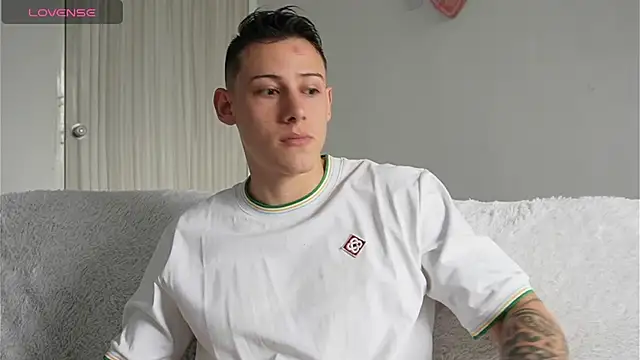 Muscle King Cum online show from March 2026 01:43:02 PM