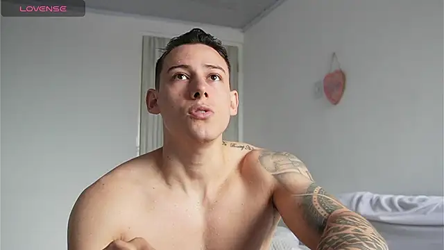 Muscle King Cum online show from April 2026 01:28:02 PM