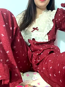 Hoanami online show from December 2025 02:22:02 PM