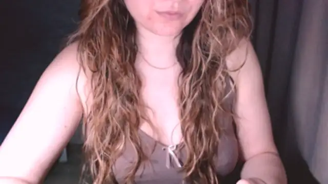 Snapshot of fiona_cute_2 chatting on May 2026 07:32:01 PM fiona cute 2 online show from May 2026 07:32:01 PM