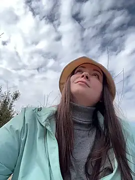 dreams4u online show from March 2025 09:46:01 AM