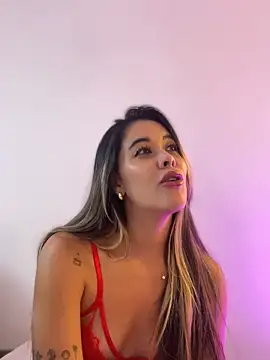 Emilia Bakerr online show from March 2025 08:33:02 PM