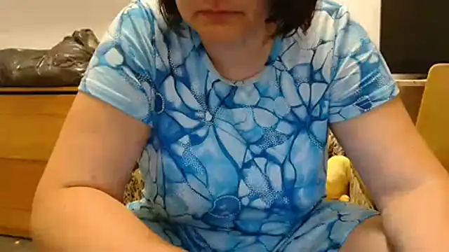 Snapshot of Lucinka1 chatting on July 2026 01:43:01 AM Lucinka1 online show from July 2026 01:43:01 AM