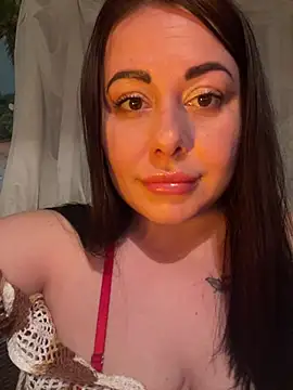 DaisyStreet online show from April 2026 06:10:01 PM