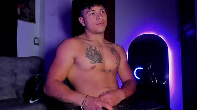 Snapshot of Dominic_Biker__ chatting on May 2026 04:08:02 AM Dominic Biker online show from May 2026 04:08:02 AM