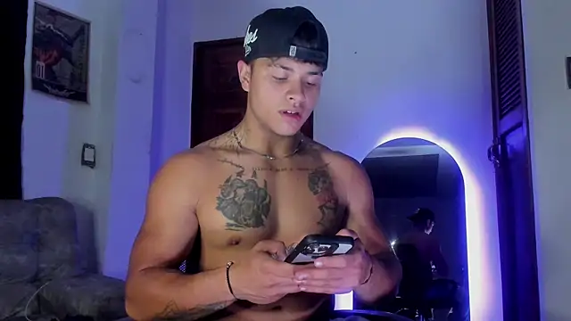 Dominic Biker   online show from June 2026 04:50:01 AM