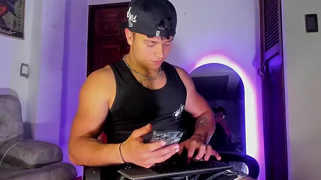Dominic Biker   online show from June 2026 02:31:02 AM