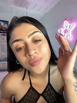 lucianaroy online show from January 2025 09:06:01 PM