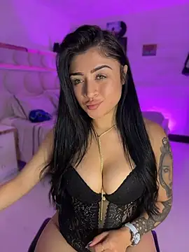 lucianaroy online show from July 2026 05:03:02 AM