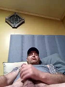 TrainedFinder5 online show from November 2025 06:48:01 AM