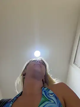 LikaCat online show from April 2026 01:42:02 AM