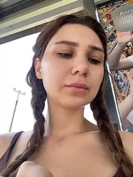 QuitieLia online show from July 2026 08:07:02 AM