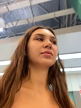 QuitieLia online show from July 2026 07:11:01 AM