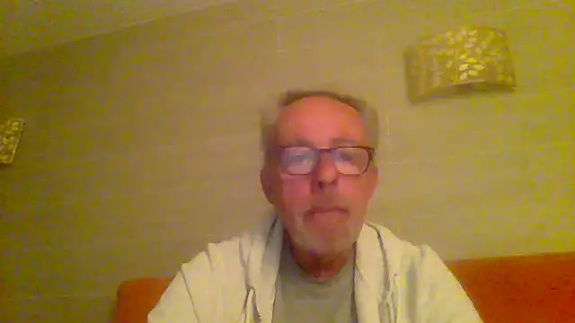 tuggy59 online show from April 2026 04:29:01 AM