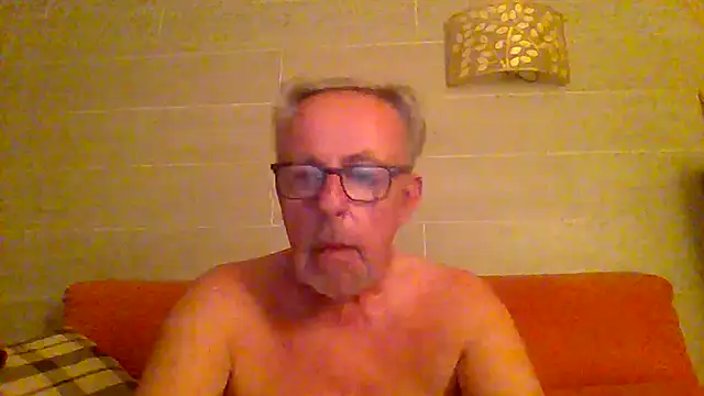 tuggy59 online show from July 2026 03:42:01 AM