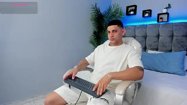 Alex cute77 online show from March 2026 12:10:02 PM