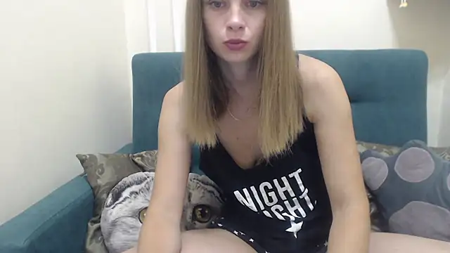 Snapshot of BustyBlondyShow chatting on July 2026 06:10:01 AM BustyBlondyShow online show from July 2026 06:10:01 AM