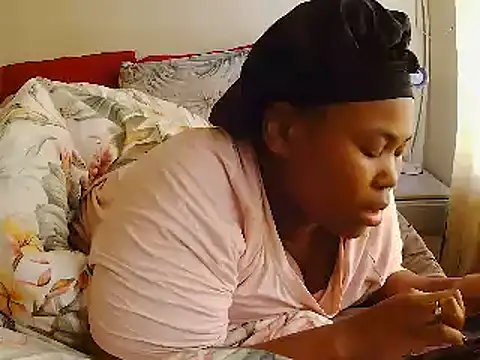 Real1SweetQueen online show from June 2026 06:45:01 AM