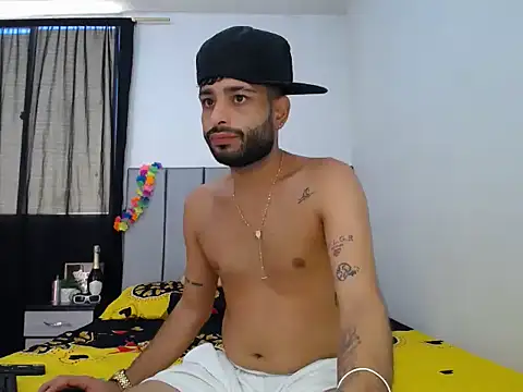 Snapshot of Evilboy555 chatting on November 2025 03:00:02 PM Evilboy555 online show from November 2025 03:00:02 PM