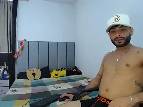 Snapshot of Evilboy555 chatting on November 2025 02:28:02 PM Evilboy555 online show from November 2025 02:28:02 PM