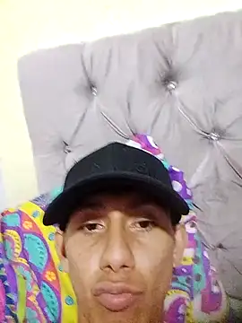 Snapshot of Sexy_boy1215 chatting on October 2025 01:41:02 AM Sexy boy1215 online show from October 2025 01:41:02 AM