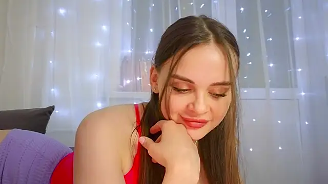 Snapshot of KristenSayles chatting on February 2025 10:30:01 PM KristenSayles online show from February 2025 10:30:01 PM