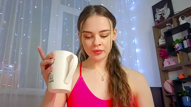 Snapshot of KristenSayles chatting on February 2025 06:52:02 PM KristenSayles online show from February 2025 06:52:02 PM