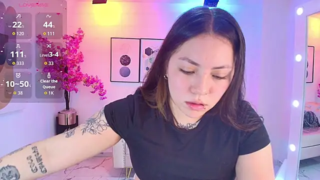 Isa reel online show from November 2025 07:37:01 PM