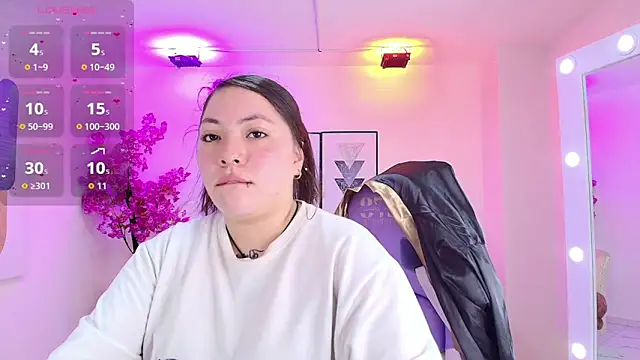 Isa reel online show from November 2025 07:36:03 PM