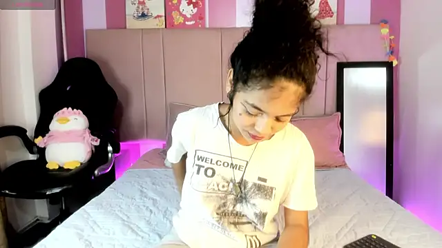 Winnifer Gonzal online show from March 2025 03:48:01 AM