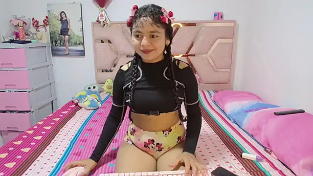 Winnifer Gonzal online show from April 2026 03:53:02 AM