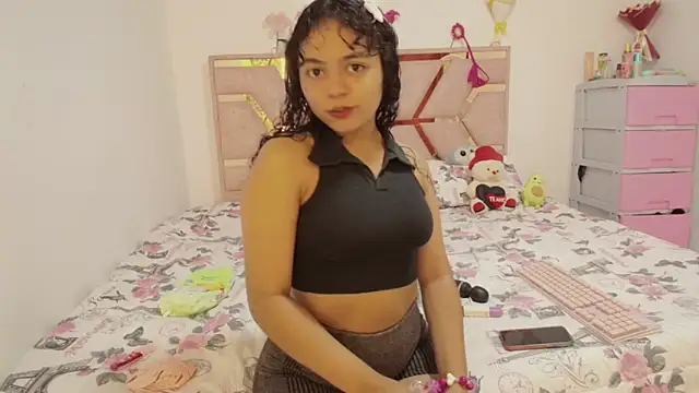 Winnifer Gonzal online show from May 2026 03:47:02 AM