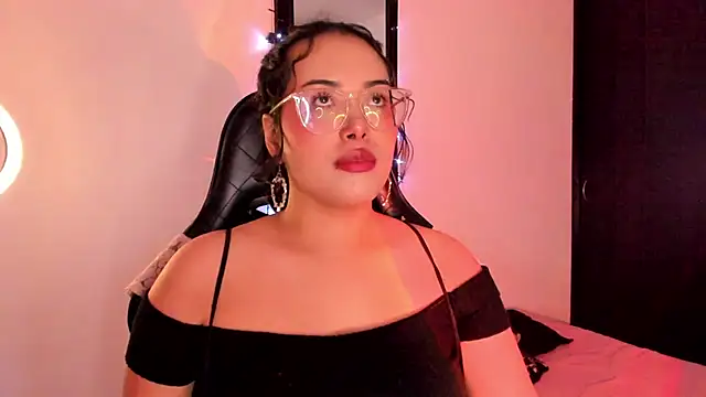 willow poisson online show from July 2026 09:28:02 PM