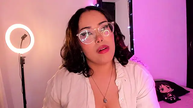 willow poisson online show from July 2026 01:58:33 AM