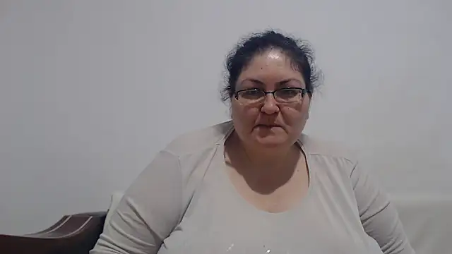 Snapshot of Nykyxo chatting on June 2026 11:30:02 AM Nykyxo online show from June 2026 11:30:02 AM