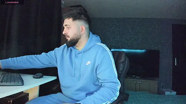 Snapshot of Eduu2322 chatting on January 2025 11:34:02 PM Eduu2322 online show from January 2025 11:34:02 PM