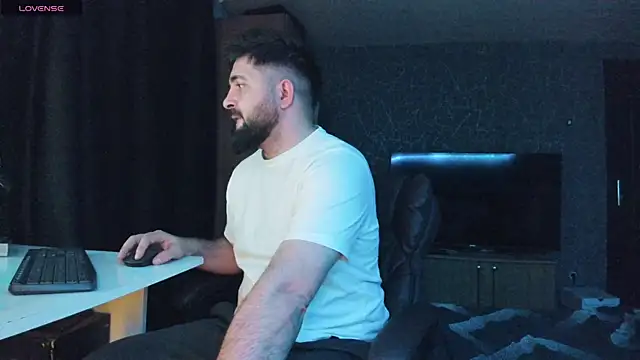 Snapshot of Eduu2322 chatting on January 2025 10:34:01 PM Eduu2322 online show from January 2025 10:34:01 PM