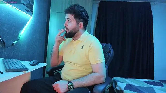 Snapshot of Eduu2322 chatting on February 2025 10:12:01 PM Eduu2322 online show from February 2025 10:12:01 PM