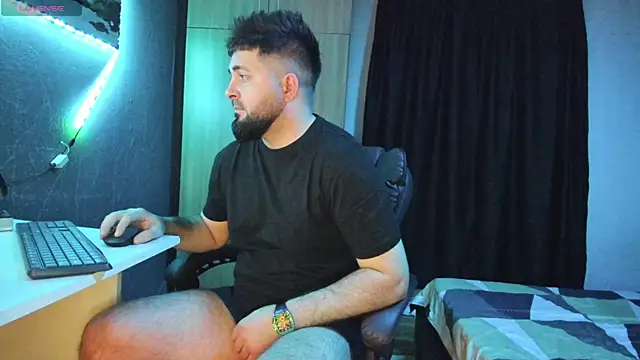 Snapshot of Eduu2322 chatting on February 2025 10:26:01 PM Eduu2322 online show from February 2025 10:26:01 PM