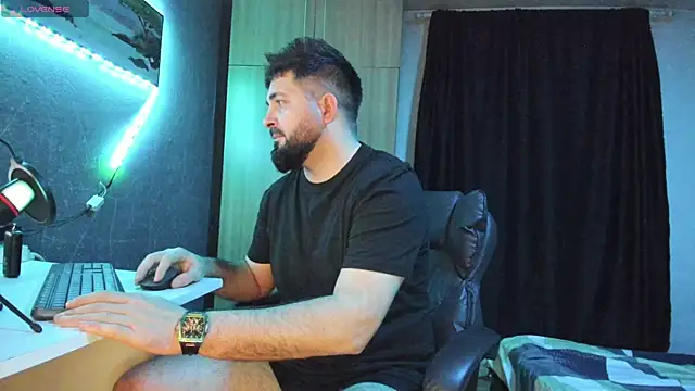 Snapshot of Eduu2322 chatting on February 2025 10:53:02 PM Eduu2322 online show from February 2025 10:53:02 PM