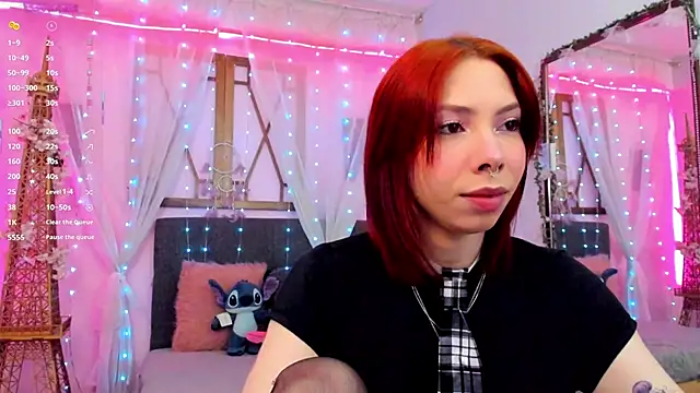 laura olssen online show from October 2025 12:36:01 PM