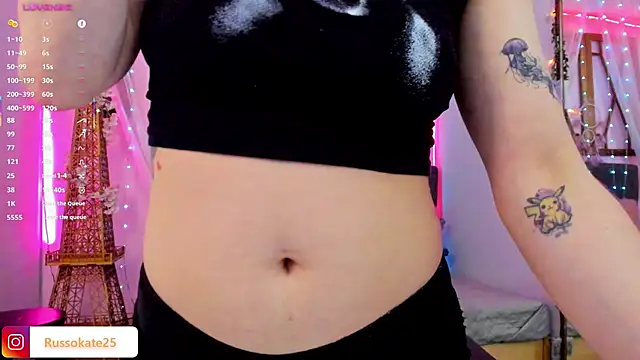 laura olssen online show from October 2025 12:36:02 PM