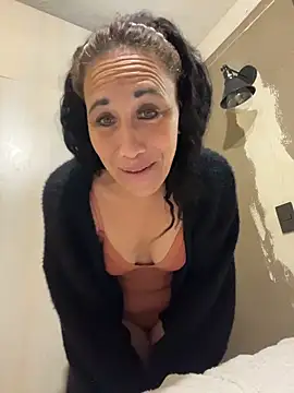 Neecy Carter online show from April 2026 07:15:01 PM