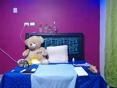 karolhot916 online show from March 2026 12:06:01 AM