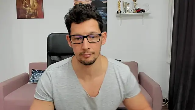 BrutusK08 online show from January 2025 11:40:02 AM